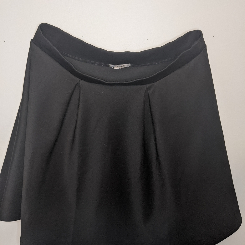 Black a line skirt